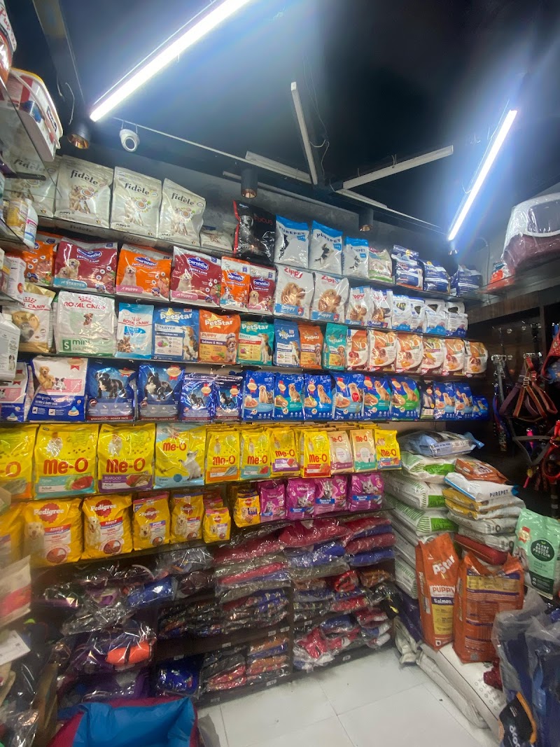 Bark N Bite Pet Shop — Photo 2