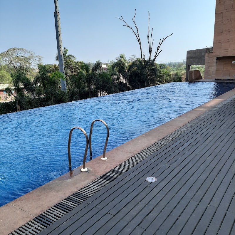 Courtyard by Marriott Raipur — Photo 3