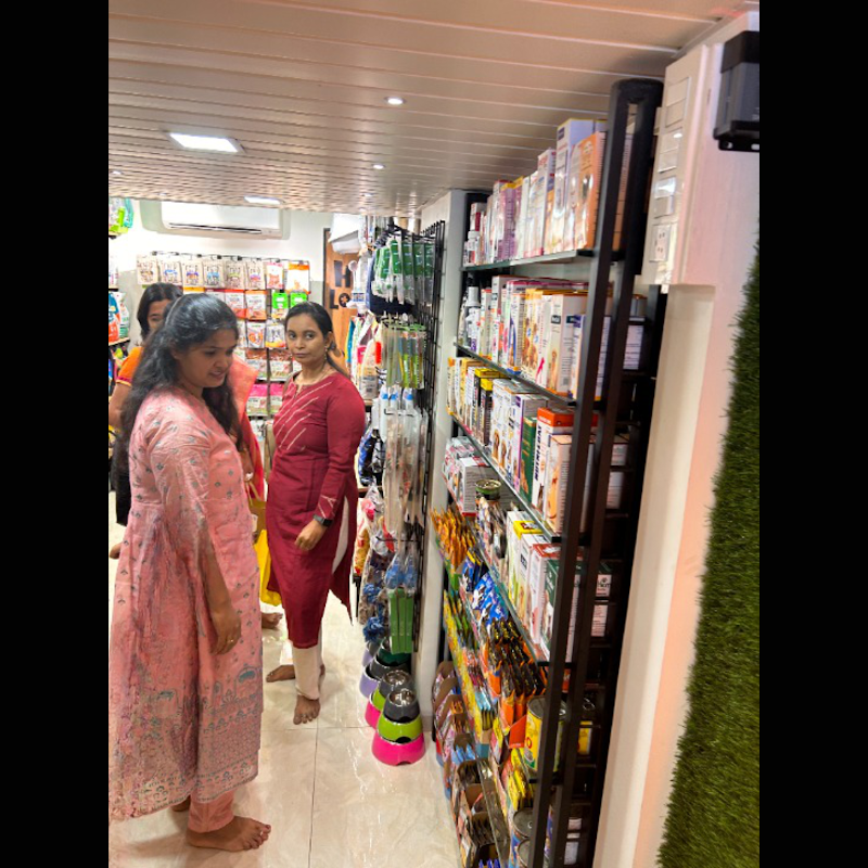 Goodman's Pet Chemist & Supply Store — Photo 3