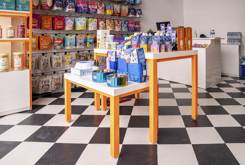 Heads Up For Tails Pet Store & Spa - M3M 65th Avenue, Gurgaon — Photo 2