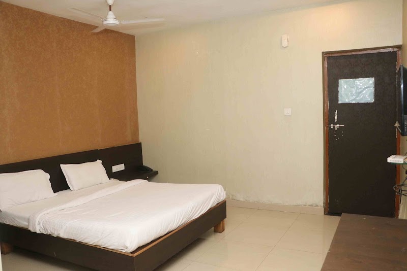 Hotel Metro 7 x11 — Photo 4