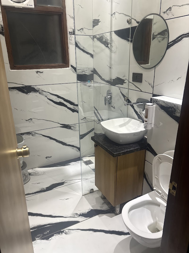 Hotel Platinum stay — Photo 2