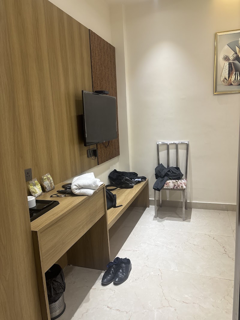 Hotel Platinum stay — Photo 4