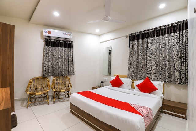 Hotel Surbhi — Photo 2