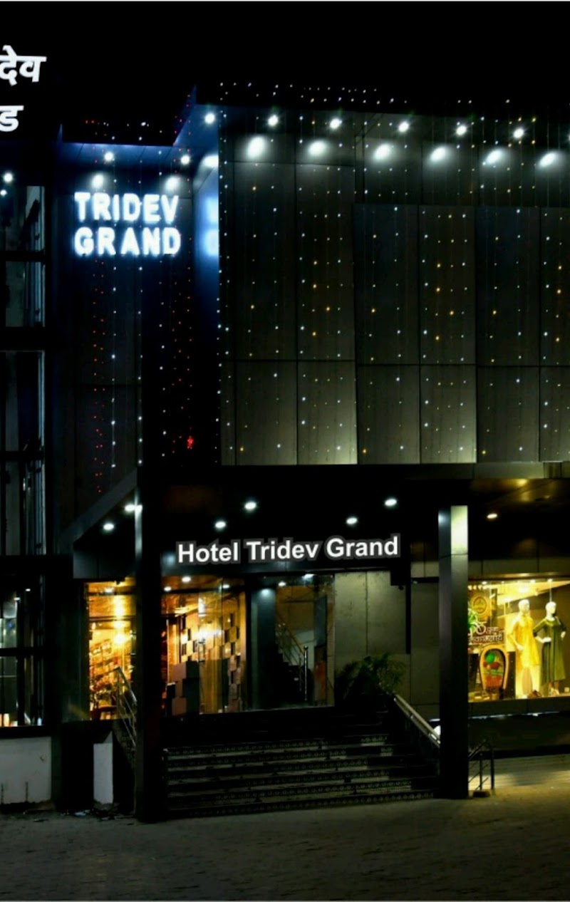 Hotel Tridev Grand — Photo 4