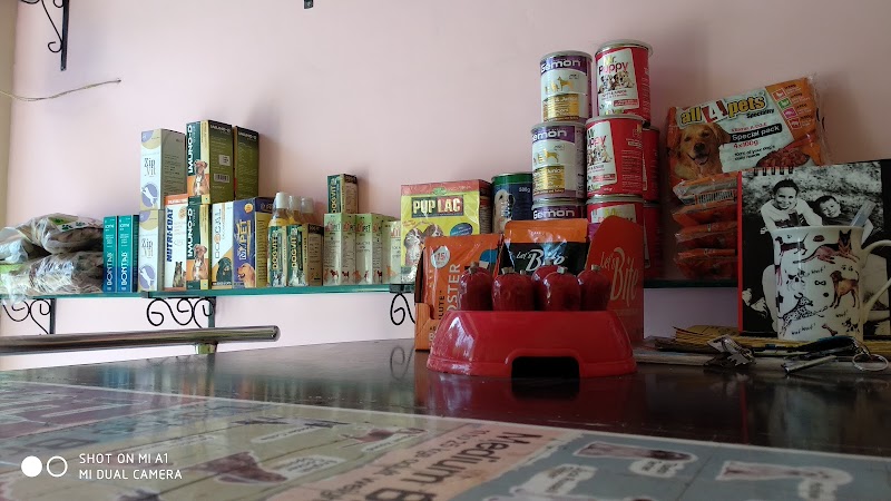 Leo The Doggie Shop — Photo 2