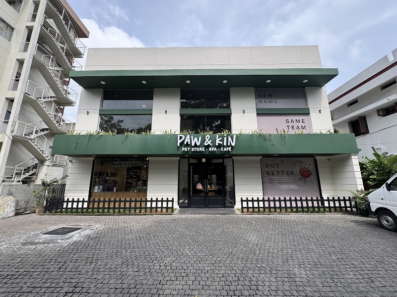 Paw & Kin