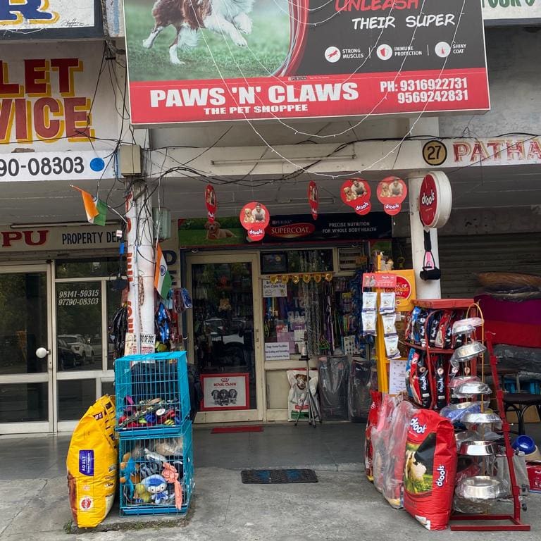 Paws 'n' Claws-THE PET SHOPPEE