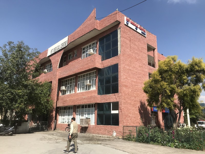 Pet Animal Medical Centre — Photo 2