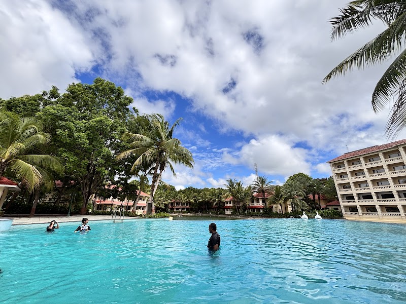 Regency Lagoon Resort & Convention — Photo 3