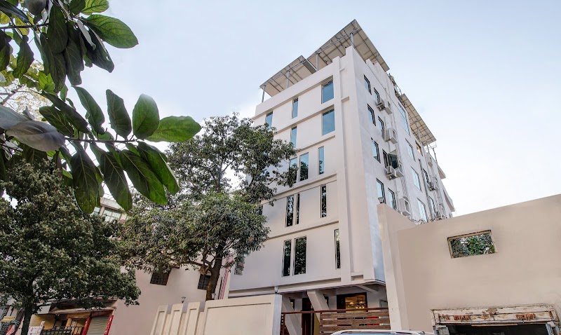 Treebo The Pavilion, Railway Station