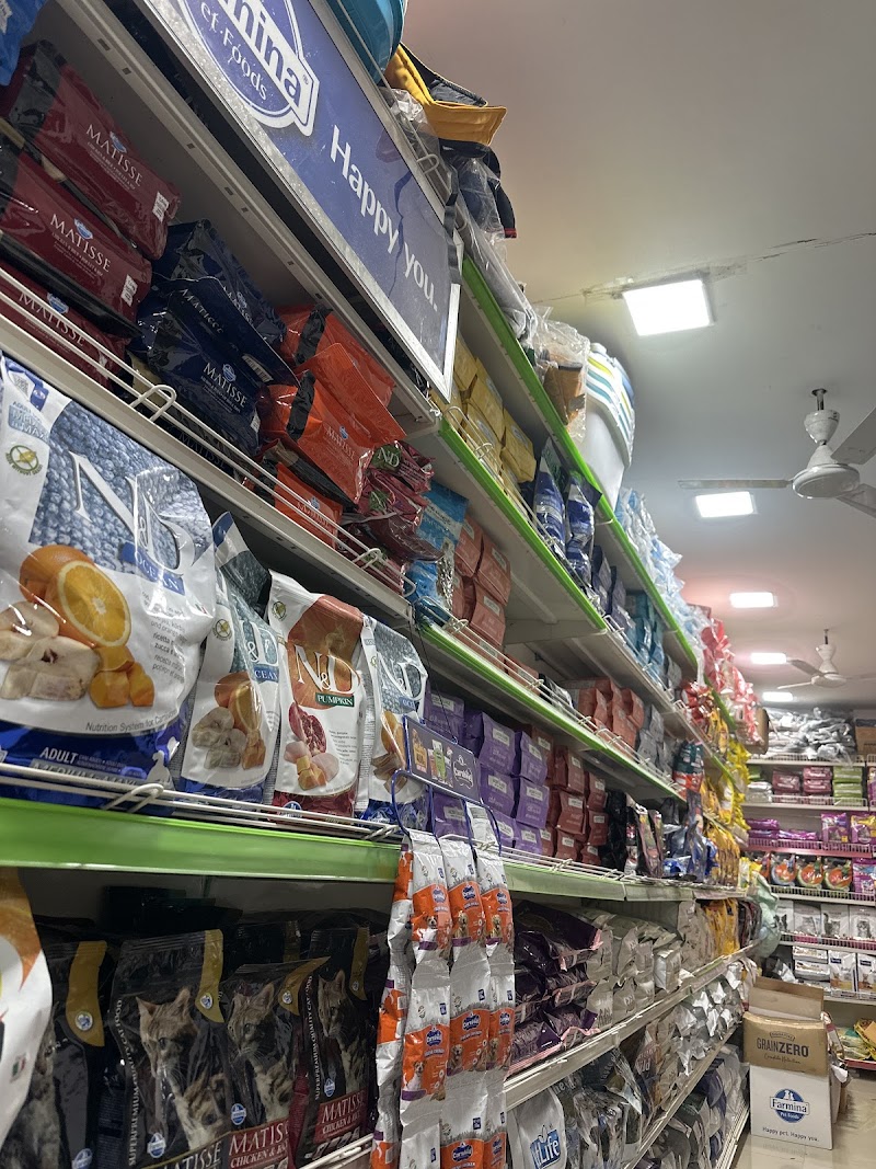 ZOOOP The Pet World Dombivli | Pets Shop | Pets Food | Supplements | Cosmetics | Toys and Accessories